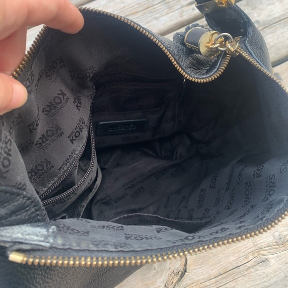 Michael Kors Black Leather Hobo Bag with Tassel (not authentic) - Picture 13 of 14